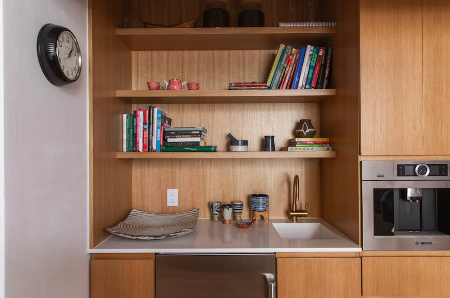 Honeysuckle House - Image 13